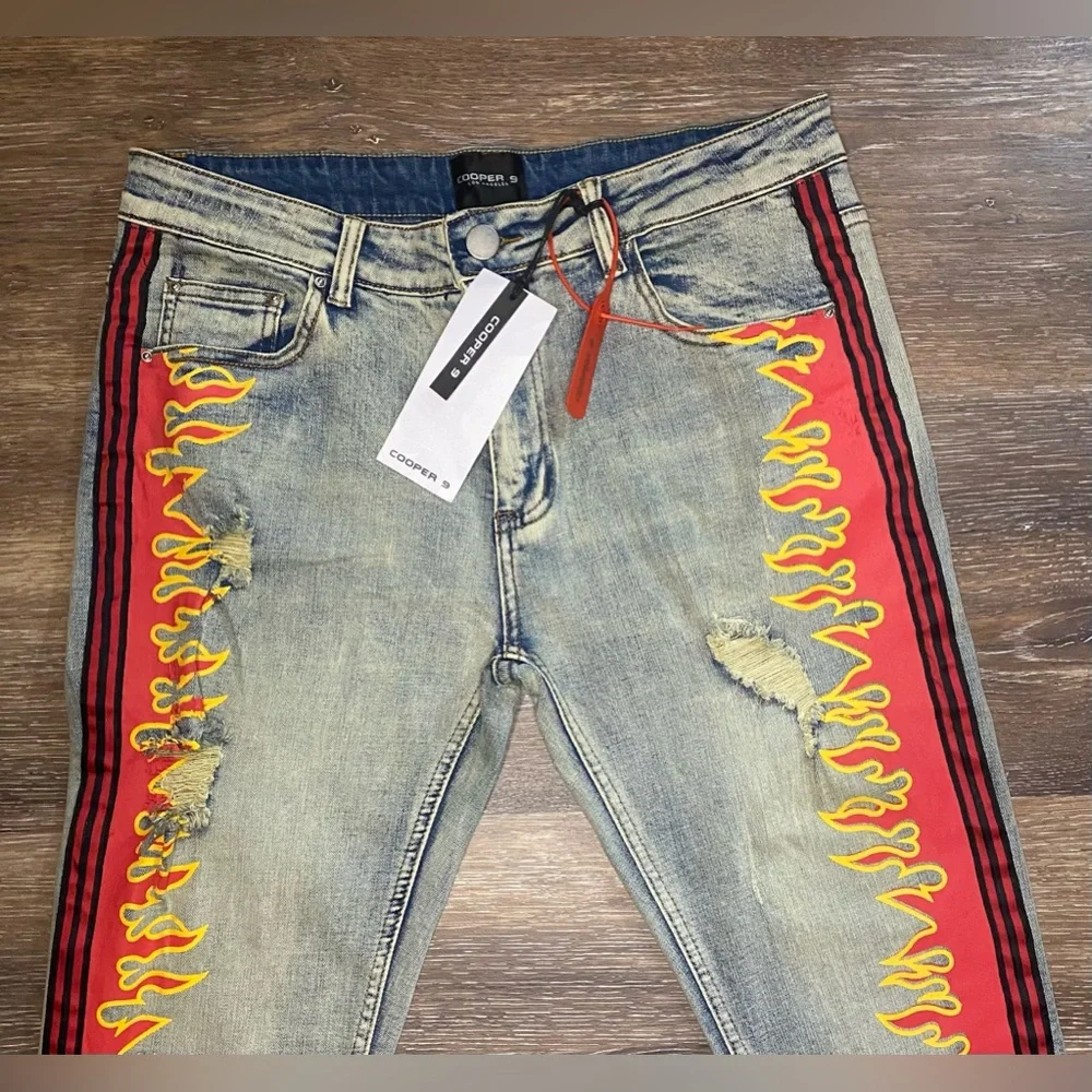 NWT COOPER 9 MENS MAGMA STRIPE JEANS RED BLACK 34X32 - Picture 2 of 11